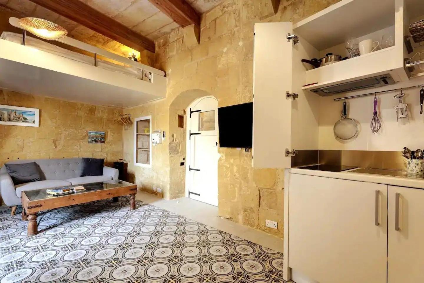 Historic Hideaways - 900 Year Old Converted Studios Victoria Kültér fotó